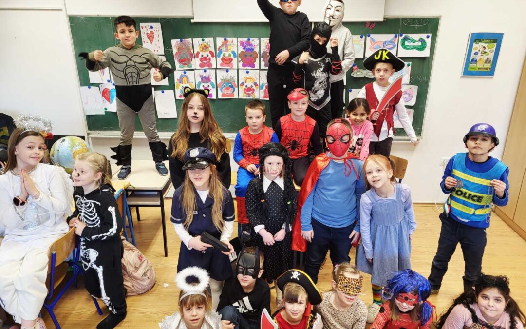 FAŠNIK U PRODUŽENOM BORAVKU – DAN ISPUNJEN SMIJEHOM I ŠARENILOM